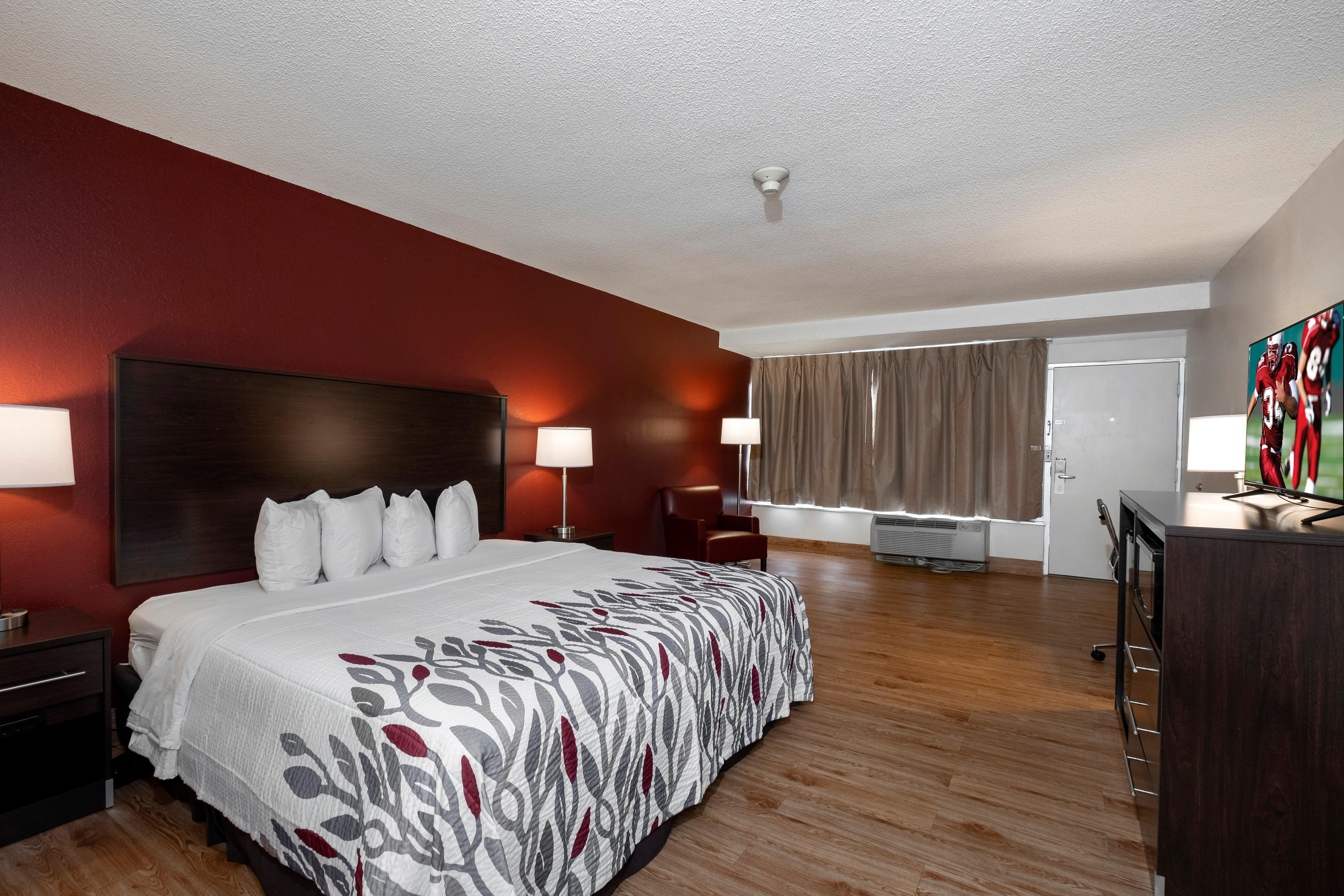 Red Roof Inn Marion, Va Экстерьер фото