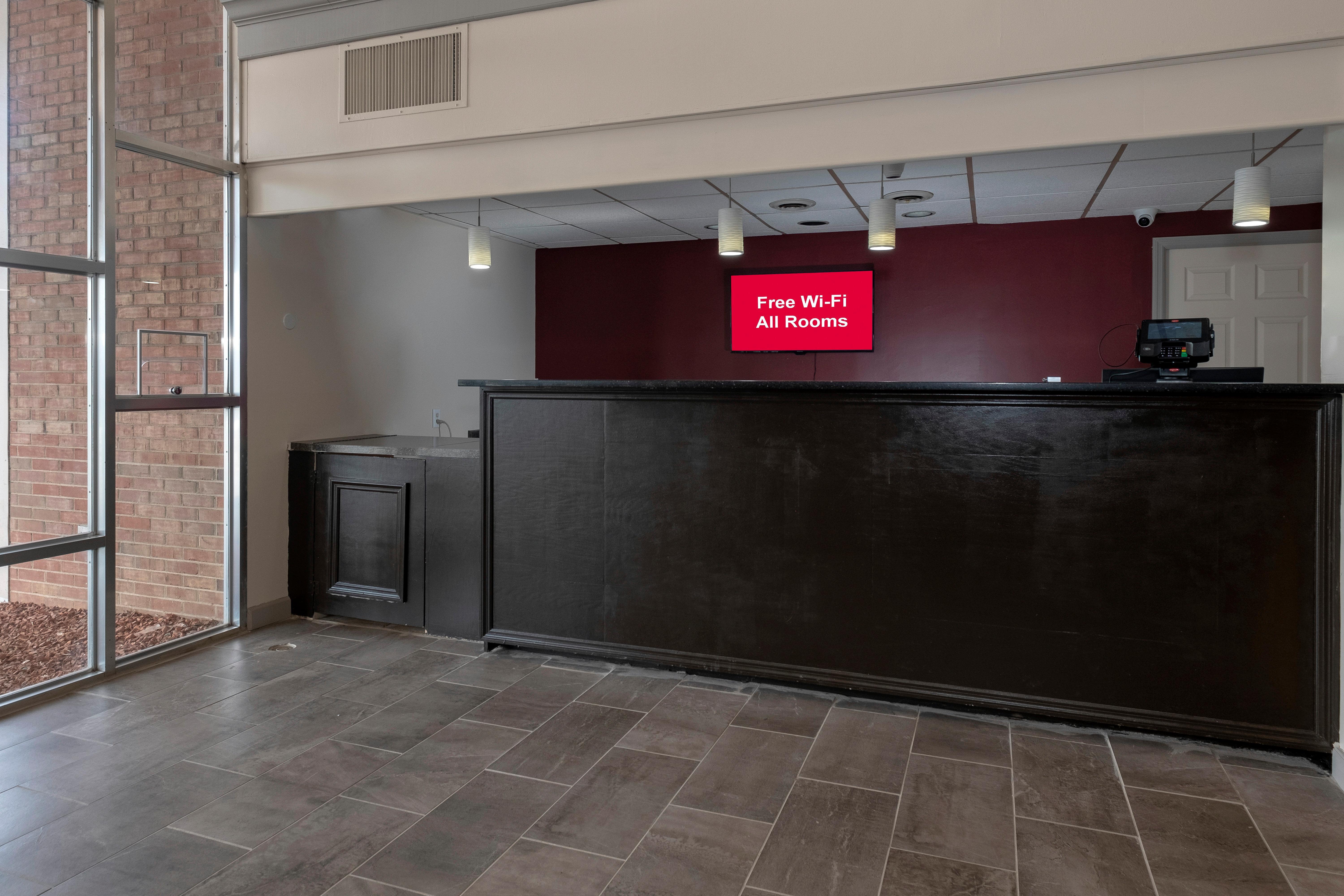 Red Roof Inn Marion, Va Экстерьер фото